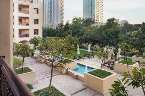 Apartment in The Views, Dubai 2 bedrooms, 116.13 sq.m. № 136336