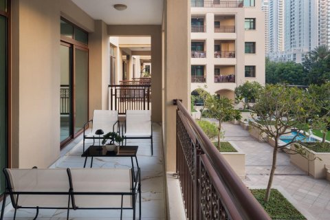 Apartment in The Views, Dubai 2 bedrooms, 116.13 sq.m. № 136336 - photo 5
