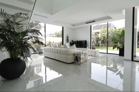 Villa en Wadi Al Safa 3, Dubai, 5 dormitorios, 616 m², № 137831