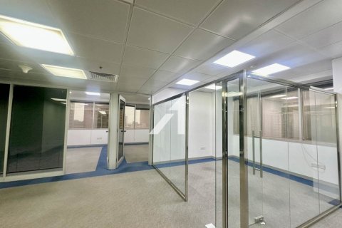 Office in Sheikh Zayed Road, Dubai 180 sq.m. № 99655 - photo 7