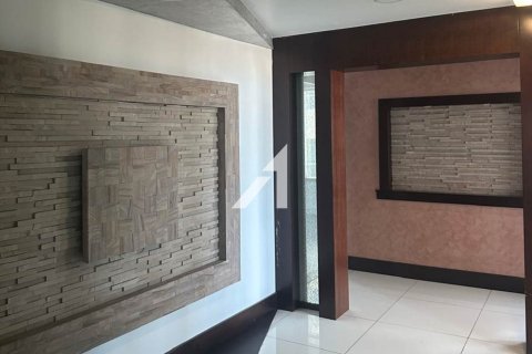 Bureau à Sheikh Zayed Road, Dubai, 186 m², № 99654 - photo 2