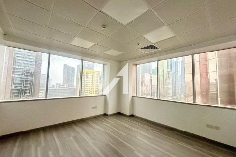 Office in Sheikh Zayed Road, Dubai 179 sq.m. № 99653 - photo 8