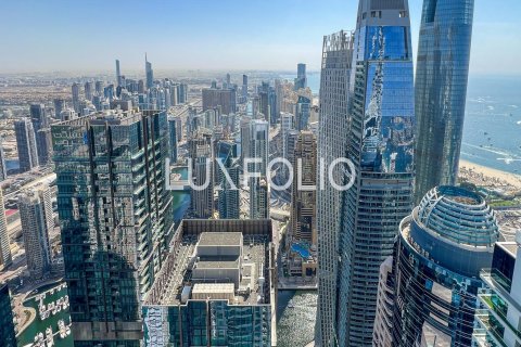 Купить квартиру в Дубай Марине, Дубай: 3 спальни, 160м², № 45456 - фото 1