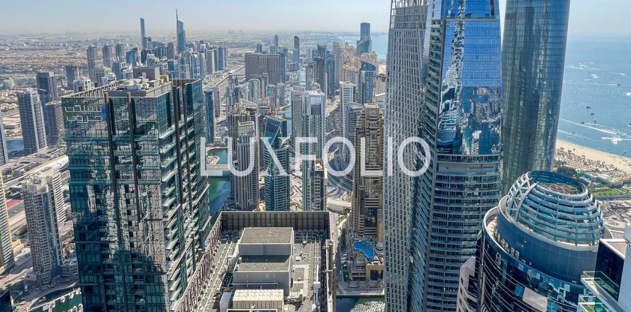 Квартира в Дубай Марине, Дубай, 3 спальни, 160м², № 45456