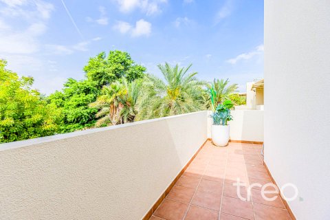 Снять в аренду виллу в Saheel, Арабиан Ранчес, Дубай: 5 спален, 476.5м², № 138082 - фото 23