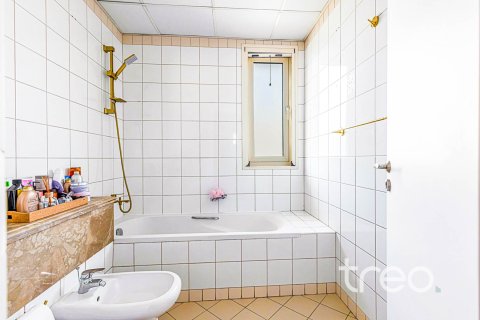 Снять в аренду виллу в Saheel, Арабиан Ранчес, Дубай: 5 спален, 476.5м², № 138082 - фото 19