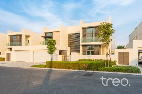 Villa à District One, Mohammed Bin Rashid City, Dubai, 6 chambres, 1124.96 m², № 138077