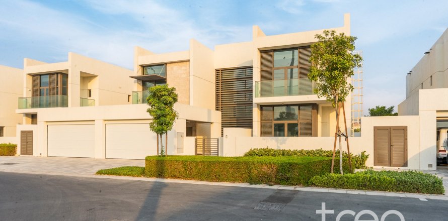 Villa à District One, Mohammed Bin Rashid City, Dubai, 6 chambres, 1124.96 m², № 138077
