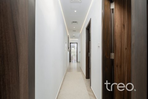 Villa in Dubai 3 bedrooms, 175.12 sq.m. № 138067 - photo 14