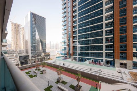 Apartment in Business Bay, Dubai 45 sq.m. № 25017 - photo 2