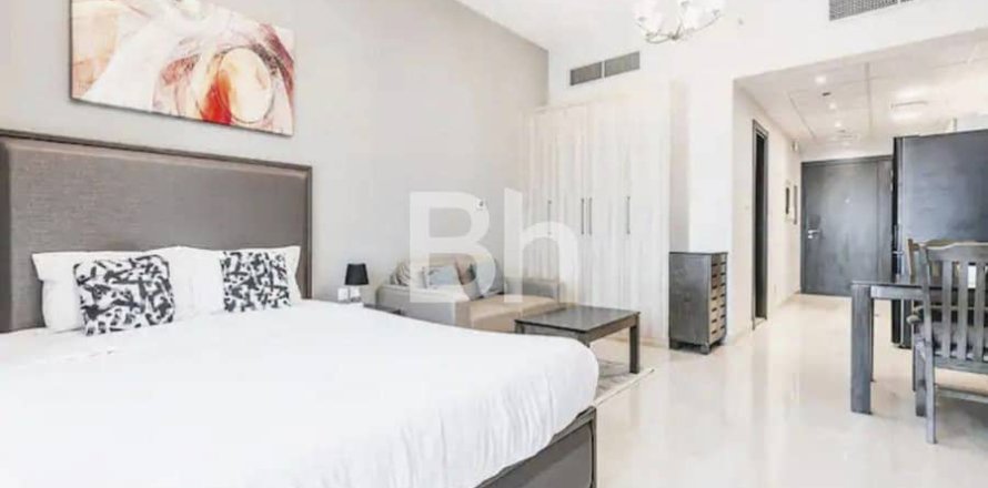 Apartment in Business Bay, Dubai studio, 45 sq.m. № 25017
