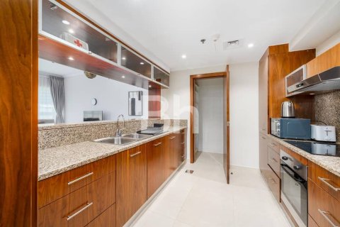 Снять в аренду квартиру в Дубай Марине, Дубай: 1 спальня, 92м², № 25021 - фото 12