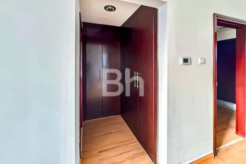 Снять в аренду квартиру в Джумейра Лейк Тауэрс, Дубай: 2 спальни, 87м², № 25015 - фото 12