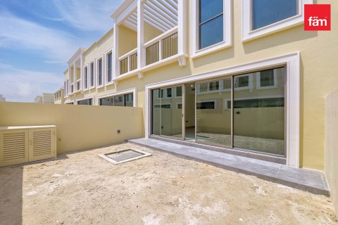 Villa en Dubai, 4 dormitorios, 144 m², № 139406 - foto 27