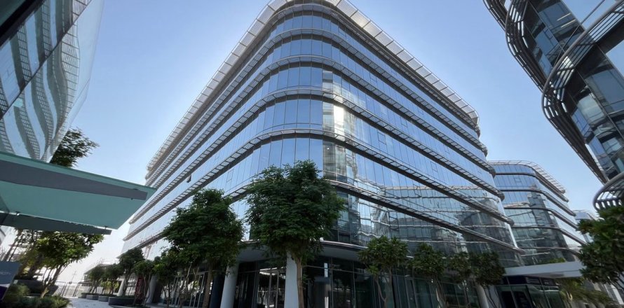 Office in Umm Ramool, Dubai 175 sq.m. № 139405