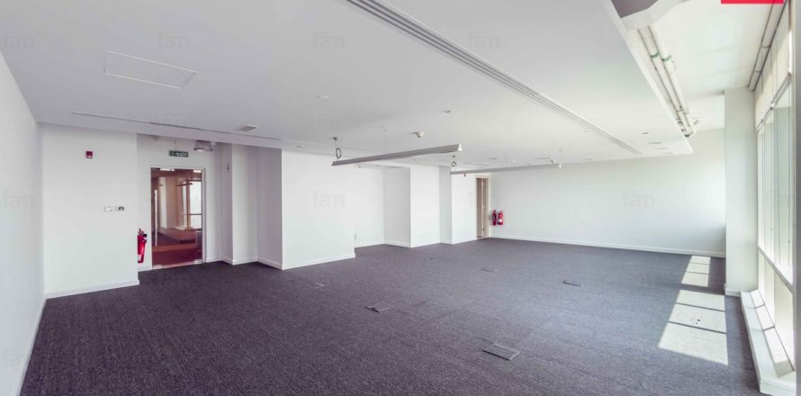 Office in Dubai 120 sq.m. № 139407