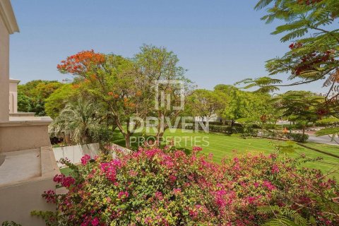 Villa en Dubai Silicon Oasis, Dubai, 5 dormitorios, 385.08 m², № 128999 - foto 20
