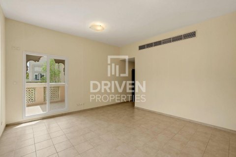 Villa en Dubai Silicon Oasis, Dubai, 5 dormitorios, 385.08 m², № 128999 - foto 6