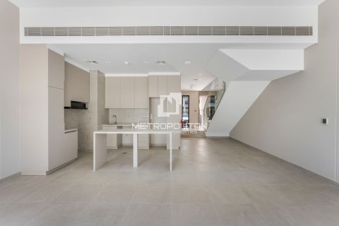 Townhouse in District 7, Mohammed Bin Rashid City, Dubai 3 bedrooms, 214 sq.m. № 15223 - photo 2