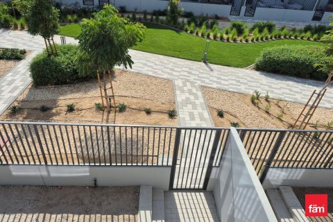 Снять в аренду таунхаус в Дубае: 3 спальни, 168м², № 90265 - фото 9