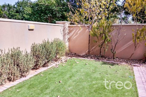 Adosado en Casa Dora, Serena, Dubai, 2 dormitorios, 16.72 m², № 120067 - foto 10