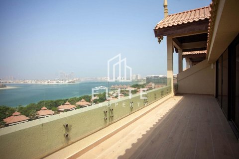 Ático en Dubai, 4 dormitorios, 694 m², № 37228 - foto 23