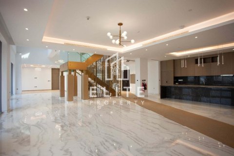 Ático en Dubai, 4 dormitorios, 694 m², № 37228 - foto 4