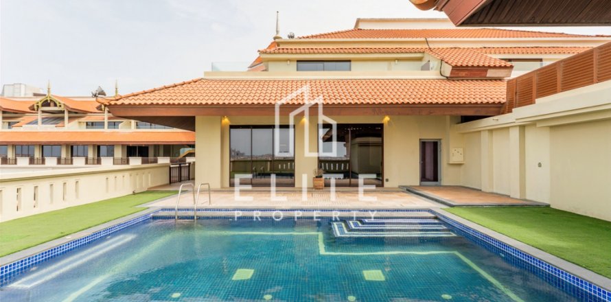 Ático en Dubai, 4 dormitorios, 694 m², № 37228