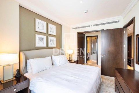 Apartamento en The Address Residence Fountain Views, Downtown Dubai (Downtown Burj Dubai), Dubai, 1 dormitorio, 79.25 m², № 129134 - foto 6