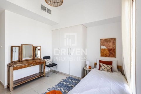 Apartment in Zahra Breeze Apartments, Town Square, Dubai 2 bedrooms, 108.32 sq.m. № 129132 - photo 8