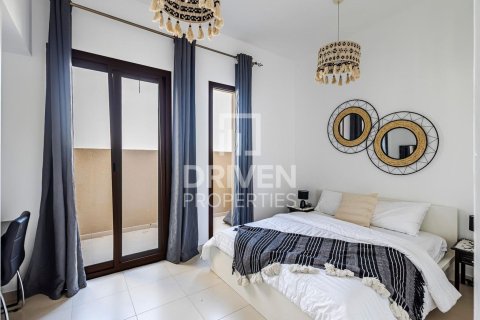 Apartment in Zahra Breeze Apartments, Town Square, Dubai 2 bedrooms, 108.32 sq.m. № 129132 - photo 7