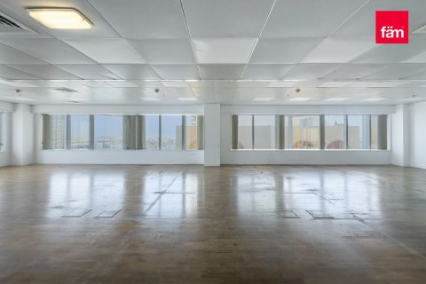 Office in Sheikh Zayed Road, Dubai 186.1 sq.m. № 10802 - photo 2