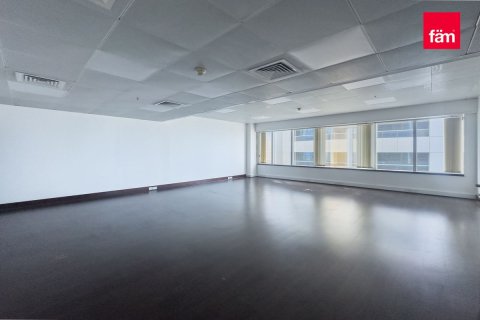Office in Sheikh Zayed Road, Dubai 186.1 sq.m. № 10802 - photo 1