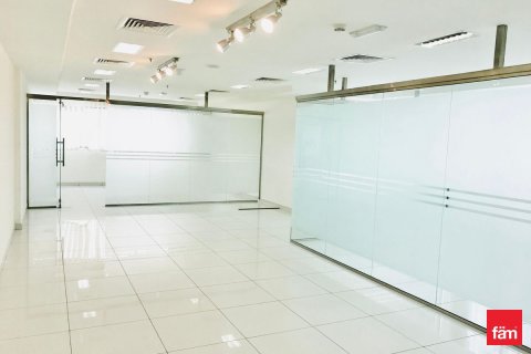 Oficina en Al Barsha, Dubai, 91.8 m², № 60219 - foto 1