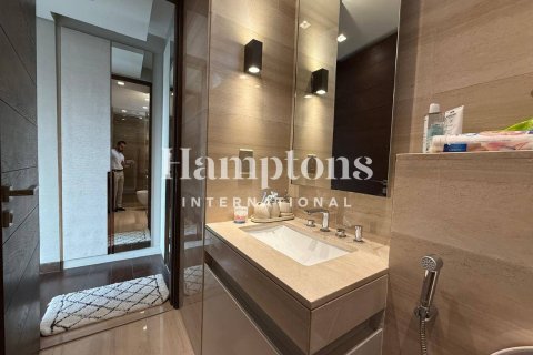 Снять в аренду виллу в DAMAC Hills (Akoya by DAMAC), Дубай: 3 спальни, 250.46648800м², № 63577 - фото 14