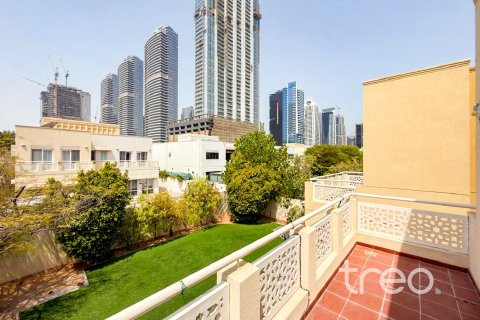 Villa en Meadows, Dubai, 4 dormitorios, 332.41 m², № 124786 - foto 13