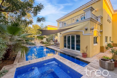 Villa à Legacy, Jumeirah Park, Dubai, 3 chambres, 327.67 m², № 124787