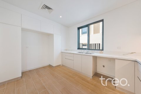 Townhouse in Dubai 4 bedrooms, 296.73 sq.m. № 124790 - photo 13