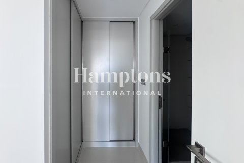 Квартира в Dubai Harbour, Дубай, 2 спальни, 122.911м², № 110634