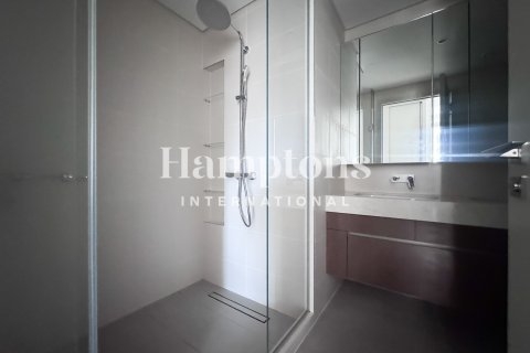 Apartment in Dubai Harbour, Dubai 2 bedrooms, 122.91066900 sq.m. № 110634 - photo 9