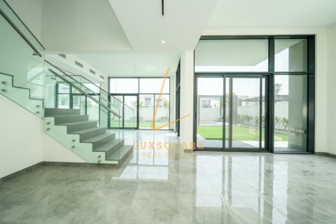 Villa in Murooj Al Furjan, Al Furjan, Dubai 4 bedrooms, 564 sq.m. № 110642 - photo 8