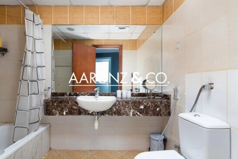 Apartamento en Marina Diamond 6, Dubai Marina, Dubai, 2 dormitorios, 101 m², № 102447 - foto 11