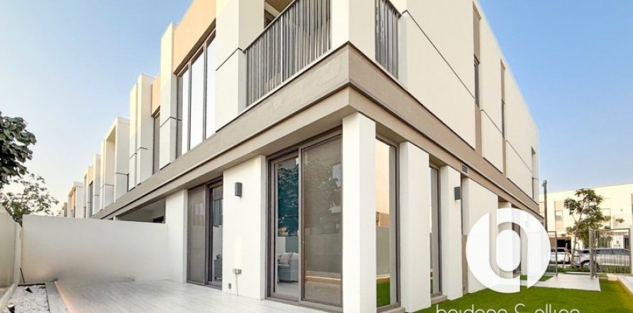 Villa à Tilal Al Ghaf, Dubai, 4 chambres, 233 m², № 102450