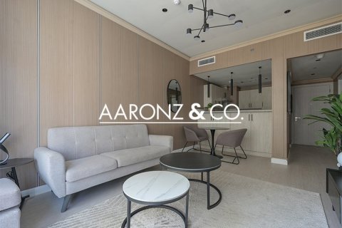 Hotel Apartamento en Seven Palm, Palm Jumeirah, Dubai, 1 dormitorio, 75 m², № 78535 - foto 2