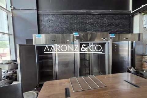 Magasin à Business Bay, Dubai, 95.6 m², № 78536 - photo 4