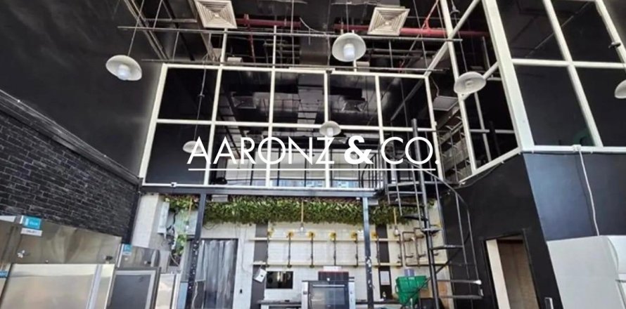 Magasin à Business Bay, Dubai, 95.6 m², № 78536