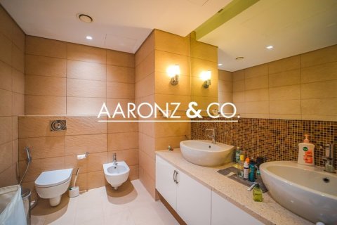 Appartement à Palm Jumeirah, Dubai, 2 chambres, 165.2 m², № 78534 - photo 11