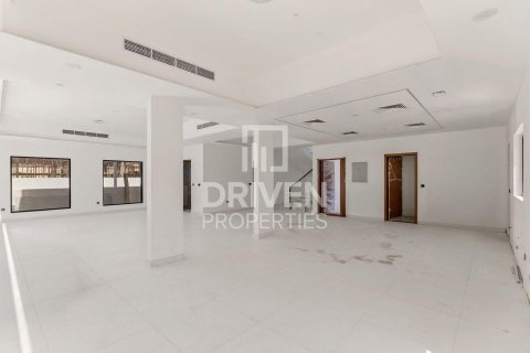 Villa in Al Furjan, Dubai 4 bedrooms, 510.97 sq.m. № 127761