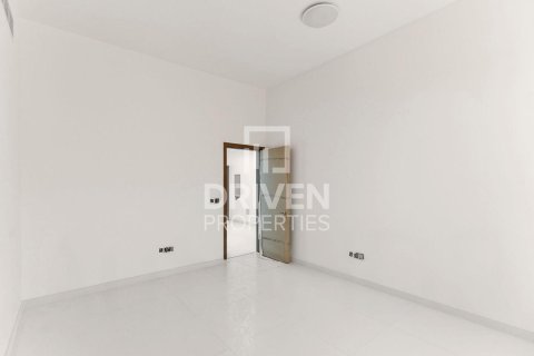 Villa in Al Furjan, Dubai 4 bedrooms, 510.97 sq.m. № 127761 - photo 10