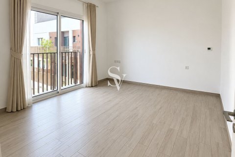 Apartment in District 15, Jumeirah Village Circle, Dubai 2 bedrooms, 117 sq.m. № 112166 - photo 4